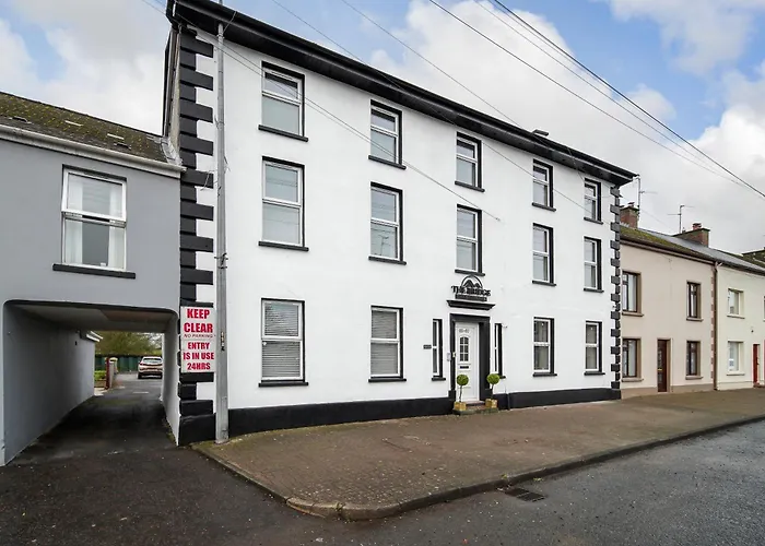 The Bridge Guesthouse